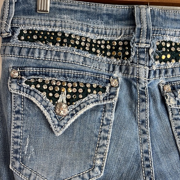 Miss Me jeans size 30 rhinestones distressed medium wash - Picture 6 of 11